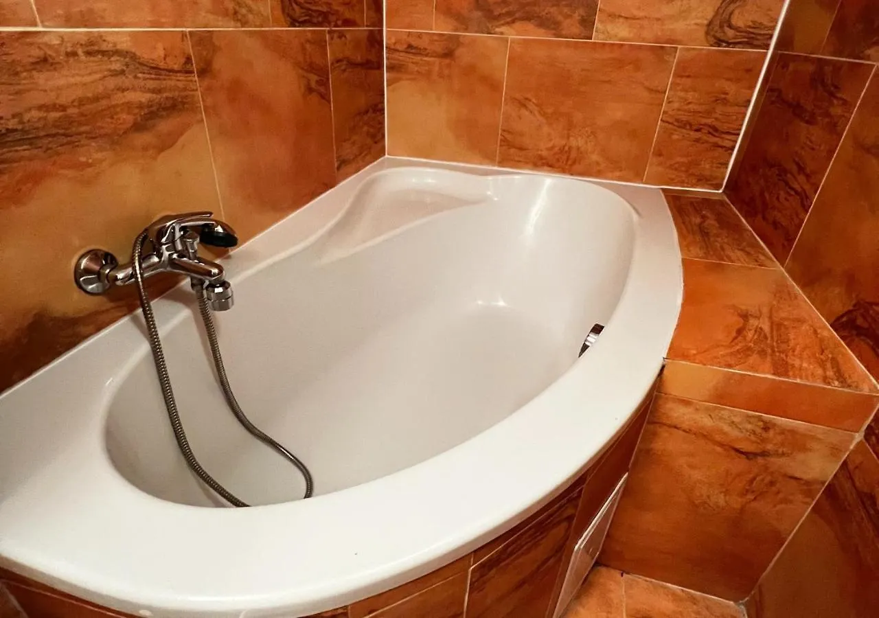 Cozy Oasis - Central & Quiet Praga Apartamento